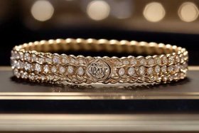 迪奥手链官网；迪奥手链官网官方网