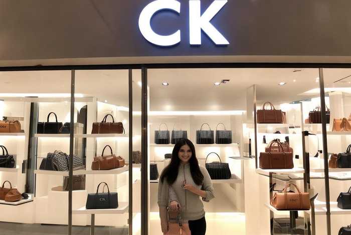 ck包包官方旗舰店官网；ck包包官方旗舰店官网是正品吗