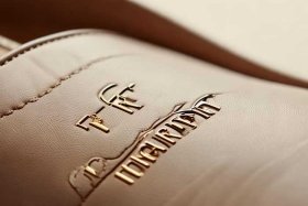 toryburch怎么鉴定真伪、toryburch鞋子怎么判断真伪