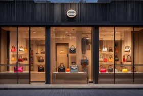 爱马仕官网女包 旗舰店、爱马仕官网女包 旗舰店地址