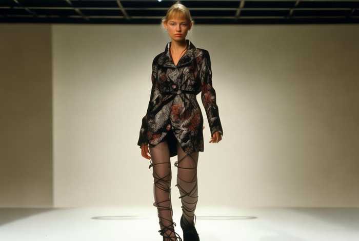 chanel服装官网，chanel服装官网2001秋冬