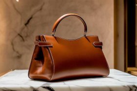 爱马仕官网中国官网；爱马仕官网中国官网女包