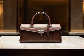 loewe价格贵不贵（loewe贵吗）