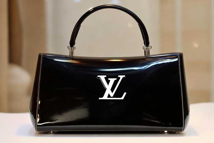 2020lv官网新款包；2020lv新款女包官网