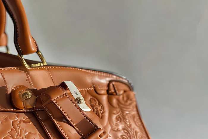 复刻包贵吗、复刻包是正品吗