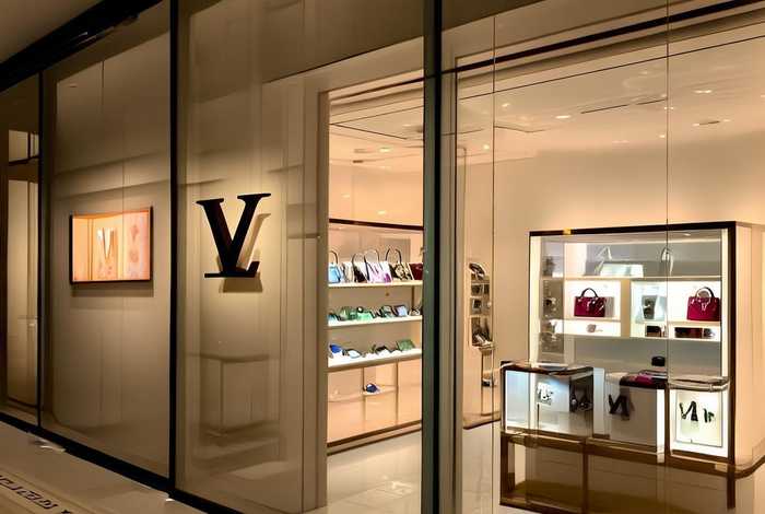 lv香港官网（lv香港官网价格和专柜）