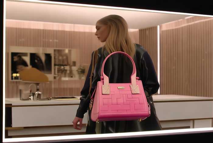 芬迪包包官网旗舰店直播，芬迪包官网旗舰店服装