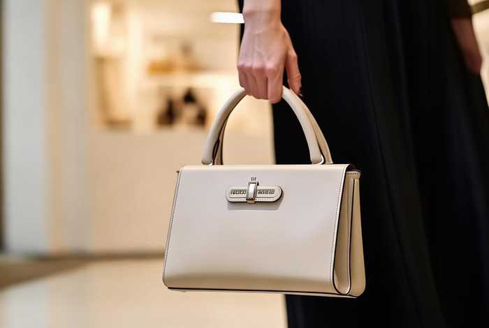 二线奢侈品女包；二线奢侈品女包品牌