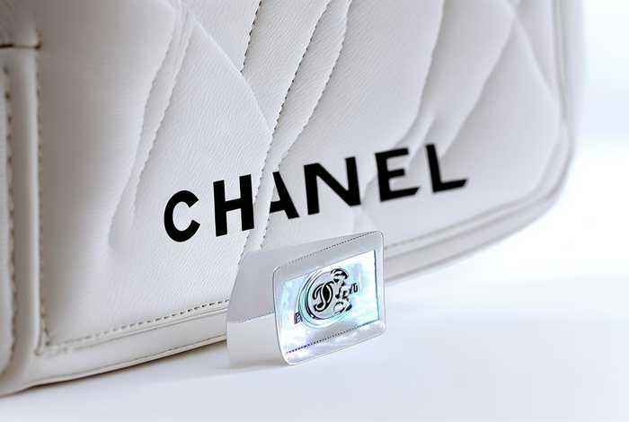 chanel官网验真；chanel官网验证序列号查询