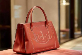 法国品牌包包冉依纯、法国品牌包包冉依纯是正品吗