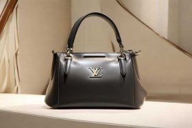 2020lv包包最新款；2020年最新款lv包
