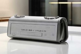 chanel包查编码网站，chanel包查编码网站多少