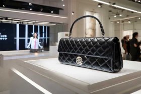 chanel香奈儿包包官方旗舰店直播 - chanel香奈儿包包官方旗舰店直播视频