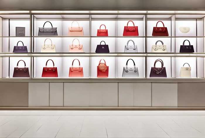 迪奥包包线上官方渠道；迪奥包包线上官方渠道是什么