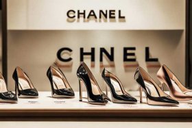 chanel鞋官网价格表；chanel鞋子官网价格