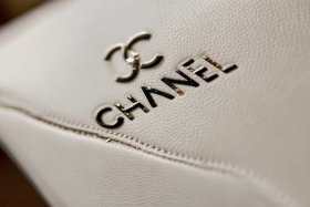 chanel包真假辨别 - chanel包包logo辨别真假