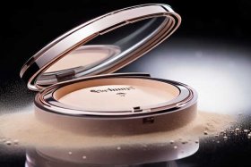 大牌粉饼；大牌粉饼含滑石粉吗