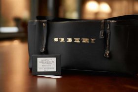 burberry包保修时间，burberry包有保修卡吗