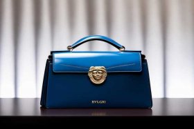 宝格丽小包官网报价、宝格丽小包官网报价多少