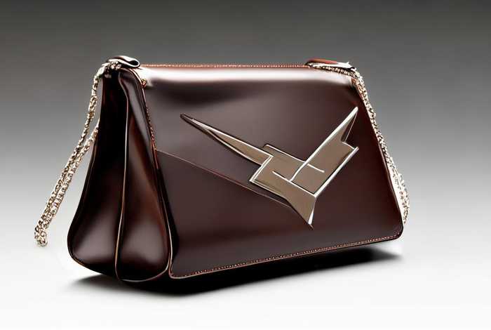 包包标志是什么牌子 - 箭头包包标志是什么牌子