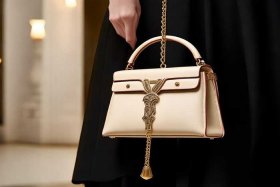 范思哲是什么品牌 范思哲是什么品牌的包包