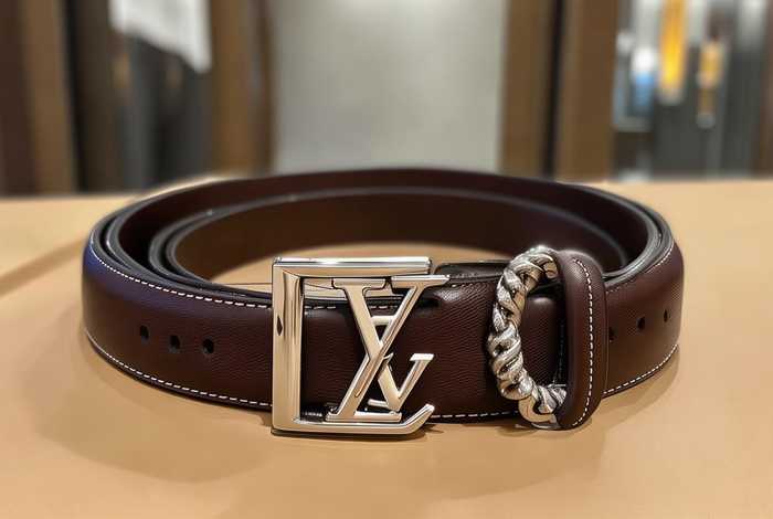 lv男士皮带图片及价格新款，lv男士皮带图片及价格新款大全