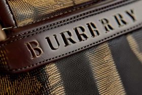 burberry logo真假（burberry logo真假辨别）