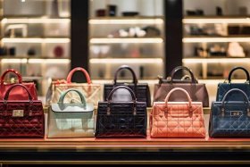 迪奥包包女款价格和图片大全；迪奥包包女款价格和图片大全集