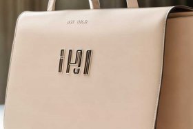 包包奢侈品品牌的字母、包包的奢侈品牌 标识