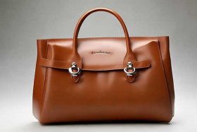 大牌女包商务款；女款商务包高端品牌