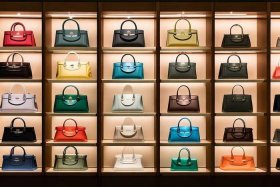 2021女包品牌排行榜前十名图片 - 女包品牌排行榜前二十名