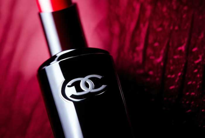 chanel口红批号在哪、chanel口红批号在哪里