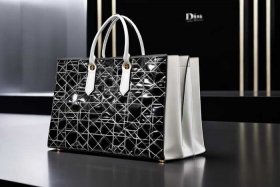 迪奥托特包官方旗舰店 - 迪奥托特包官网价格