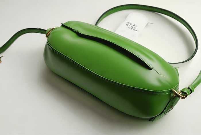 lv豌豆包包值得入手吗（lv豌豆包包值得入手吗多少钱）