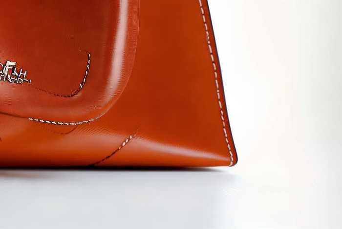 TORY BURCH专柜款包包，tory burch专柜款包包