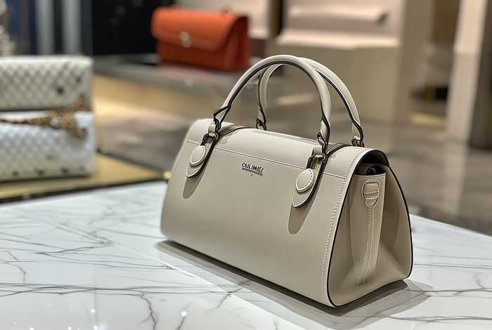 celine思琳官网包(celine思琳官网包包和香奈儿) celine思琳官网包(celine思琳官网包包和香奈儿)