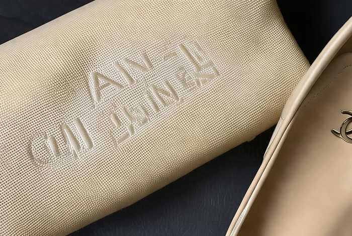 chanel帆布包真假辨别（chanel帆布鞋真假）