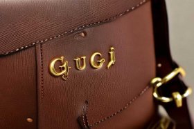 gucci男士斜挎包如何鉴别真假 - gucci男士斜挎包如何鉴别真假视频
