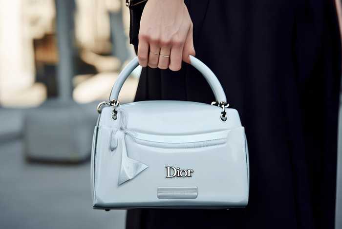 迪奥最新款包包 - 迪奥最新款包包多少钱