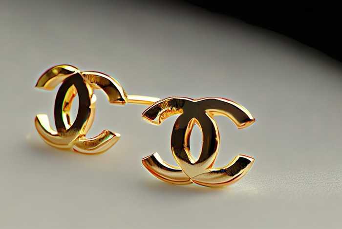 chanel24p耳钉，chanel耳钉真假对比