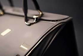 大牌包包刷芯片怎么刷、大牌包包刷芯片怎么刷的