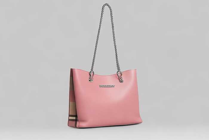 巴宝莉官网女款包粉色 巴宝莉粉色双肩包