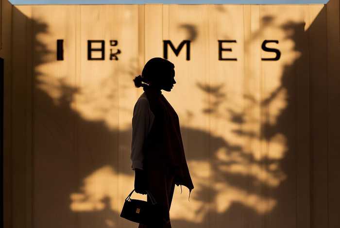 爱马仕的品牌定位有哪些；爱马仕的品牌定位有哪些呢