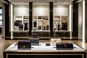 chanel女装专柜代购，chanel女包中国专柜