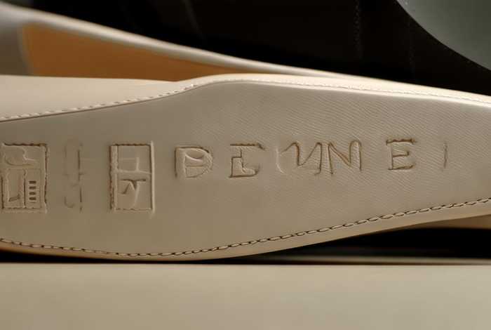 chanel鞋子在哪看型号 chanel鞋子编码怎么看