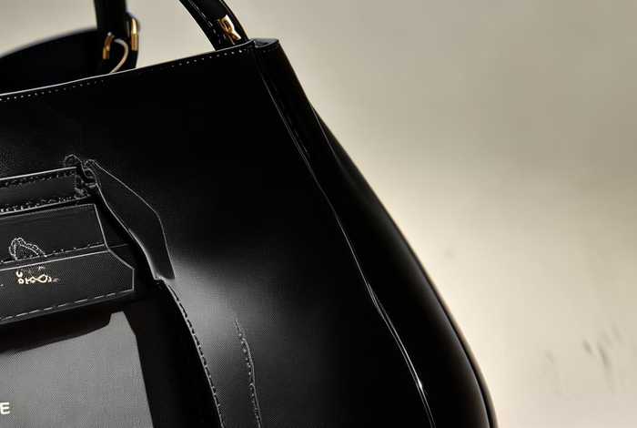 Celine水桶包小号价格;celine水桶包小号价格表及图片 Celine水桶包小号价格;celine水桶包小号价格表及图片