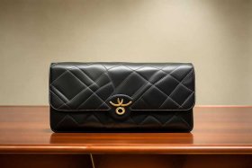 chanel什么品牌logo，chanel什么品牌包包