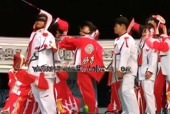 40多岁背什么颜色的包好看、40多岁背什么颜色的包好看呢