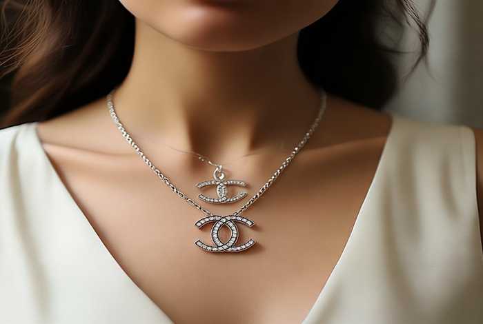 chanel项链双c；chanel双层项链
