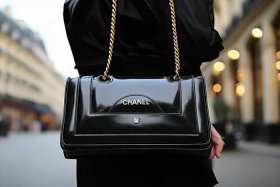 Chanel方形包包、chanel方形包包